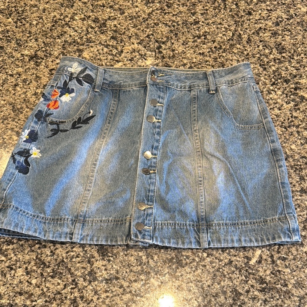 Embroidered Denim Skirt size 14-16